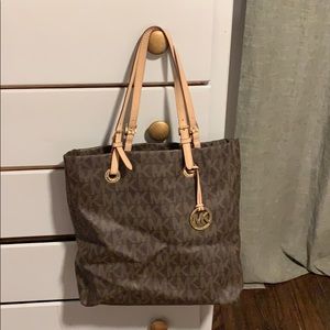 Michael Kors MK tote